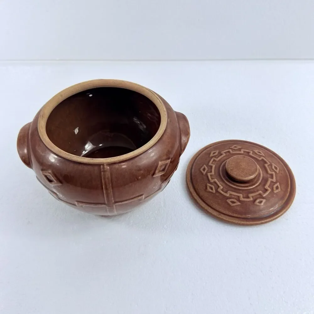 Vintage Monmouth Western Stoneware Pottery Bean Pot Cookie Jar Made In USA Brown